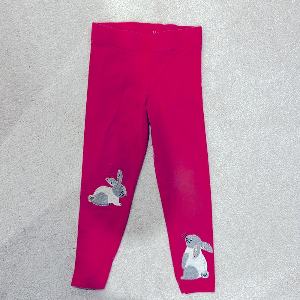 Mini Boden bunny appliqué leggings, size 5/6